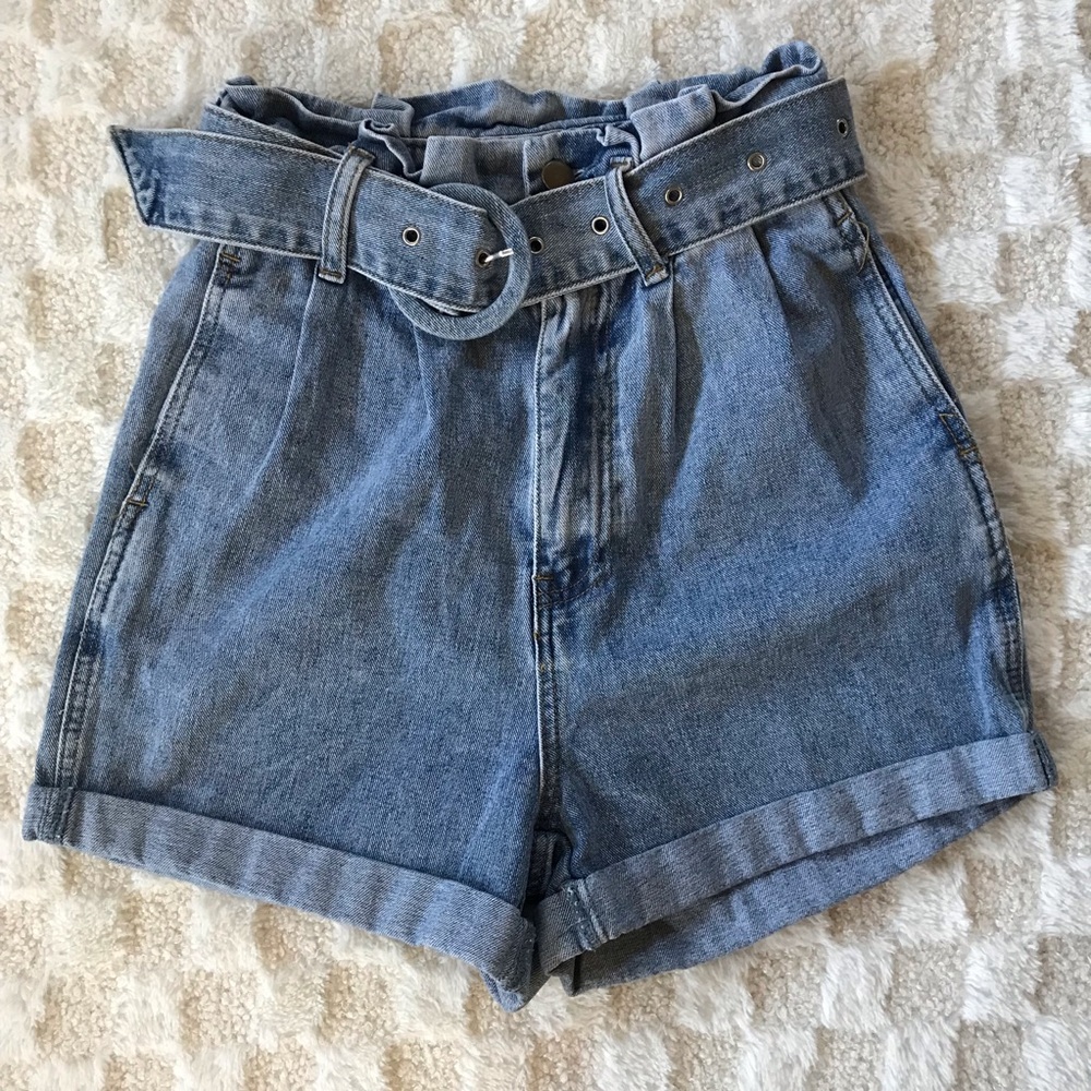 Forever 21 High Waist Denim Blue Short With Matching Belt